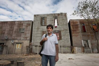 Padre Francisco: llegó desde Málaga, España, para misionar con los pobres de América latina; construyó el Hogar de María, para atender a adictos; hace una década que está en Isla Maciel