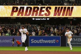 Padres vencen 5-2 a Marineros con hit de Tatis en racimo de cuatro carreras