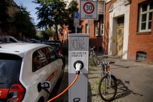 Electromovilidad: la industria automotriz pide previsibilidad para liderar la transición