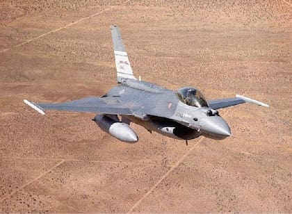 Pakistán adquirió 40 Fightin Falcon de Estados Unidos en los 80