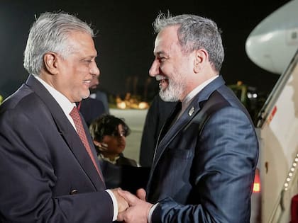 Pakistán busca mediar entre Irán y Estados Unidos