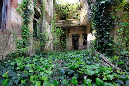 El estilo corresponde al eclecticismo historicista finisecular, con elementos del neorenacimiento y del neogótico