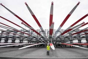 Palas de turbina de General Electric en Francia.