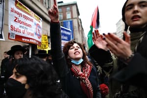 Llamativa protesta pro-palestina en el campus de una de las principales universidades de EE.UU.: más de 100 detenidos
