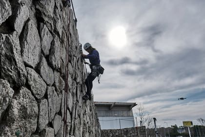 En la palestra que da a la Lugones entrenan 500 personas, aunque tiempo atrás llegó a ser utilizada por hasta 3000 escaladores