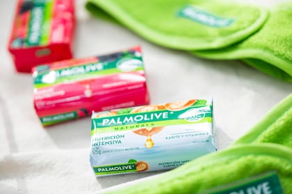 Palmolive exhibió distintas líneas de jabones y productos de cuidado personal durante el evento y adelantó la llegada de “Palmolive Smoothies”, su nueva propuesta inspirada en experiencias sensoriales y fragancias frutales.