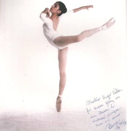 Paloma Herrera le dedicó una foto agradecida al maestro Hugo Valía antes de viajar a despuntar su sobresaliente carrera en Nueva York