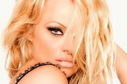 Pamela Anderson se dedicará ahora a un nuevo proyecto para que la gente se conecte entre sí llamado Jasmín
