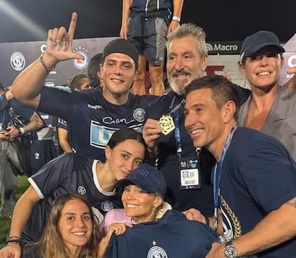 Pamela David estuvo presente en los festejos de Independiente Rivadavia