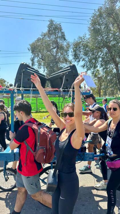 Pampita compartió fotos de la peregrinación a Luján (Foto: Instagram @pampitaoficial)