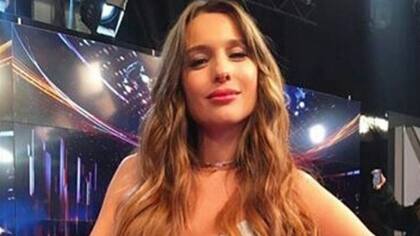 Pampita, con el ritmo en la sangre