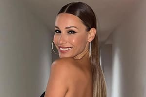 Pampita promocionó el vestido de una marca y lanzó un sugestivo mensaje hacia Roberto García Moritán