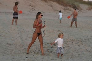 Pampita y Pico se cruzan en Punta del Este, pero no se saludan