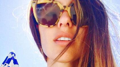 Pampita y una foto de Blanquita