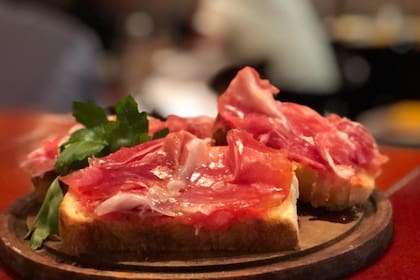 Pan y tomate, un clásico de la comida española y de Tancat