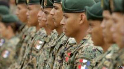 Panamá disolvio sus fuerzas militares hace más de 20 años