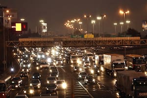 Una persona falleció en un accidente en la autopista Panamericana y hay demoras para circular