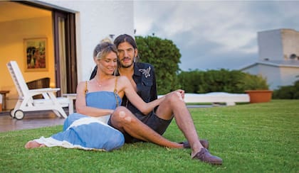 Este año celebrarán 10 años de amor. Dicen que son muy cómplices y compañeros