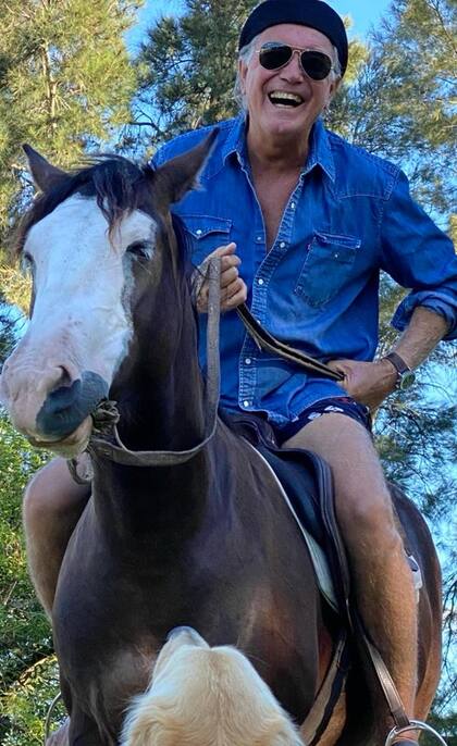 Pancho Dotto en El Refugio, su chacra de Entre Ríos