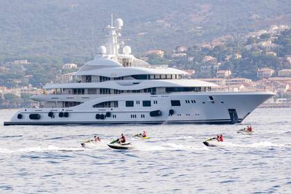 Panorámica del Valerie, el crucero del amor en el que JLo y Ben Affleck navegaron por la Costa Azul con los hijos de ella, los mellizos Max y Emme.