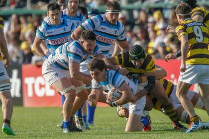 Panzarini en acción durante el triunfo por 22-19 sobre Belgrano