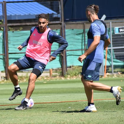 Paolo Guerrero, una apuesta especial por parte de Gago para el Racing 2023