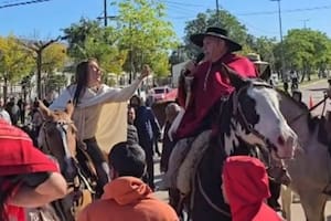 Paoltroni se enfrentó a caballo con un intendente en Formosa.