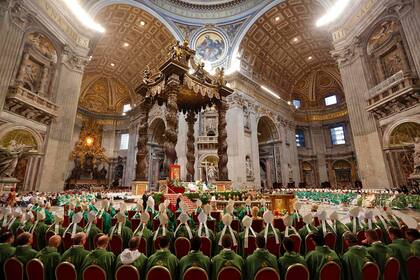 Desde el principio, Francisco se preocupó por conseguir que la Iglesia responda a los cambios sociales de las últimas décadas