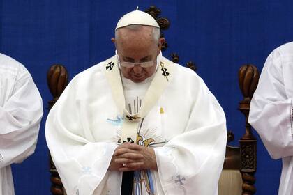 El papa Francisco, de visita en Corea del Sur, pidió por los niños en Irak