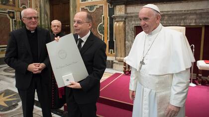 Los premiados fueron el profesor Theodor Dieter, teólogo luterano alemán; el profesor Karl-Heinz Menke, teólogo y sacerdote católico alemán, y el maestro Arvo Pärt, compositor musical estonio