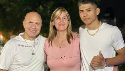 Papá, mamá y Facu.