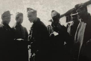 El hombre destrozado que transformó en poesía la experiencia de la guerra