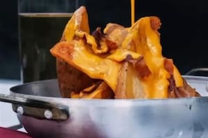 Papas rústicas con cheddar - Novotel