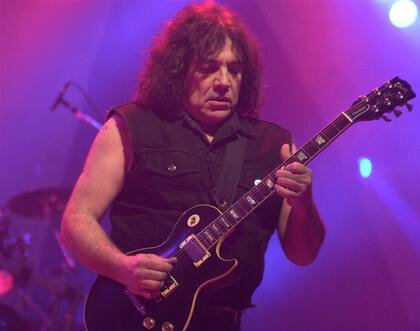 Pappo, siempre entre el blues y el rock pesado