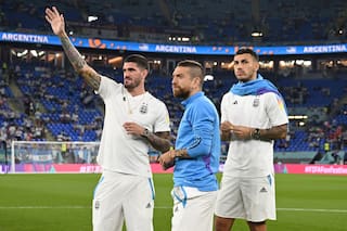 “Papu” Gómez, el campeón del mundo que no volvió más a la selección y busca otro destino a los 35 años