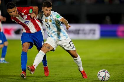 Papu Gómez tuvo una acción clara de gol sobre el final, que el arquero desvió con brillantez