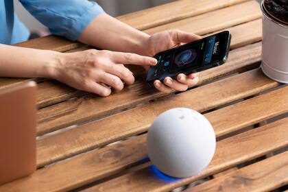 Para activar el modo guardián, los s deben tener el micrófono de Alexa prendido