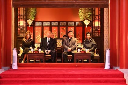 Para algunos en China, Trump (en la foto en la Ciudad Prohibida) es una figura divertida