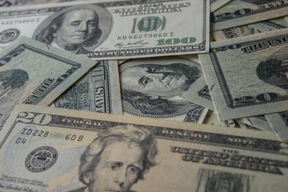 Para aquellos perfiles conservadores, que buscan preservar su capital, obtener un rendimiento, pero sin exponerse a la volatilidad del mercado, una alternativa pueden ser los plazos fijos en dólares, dicen los expertos