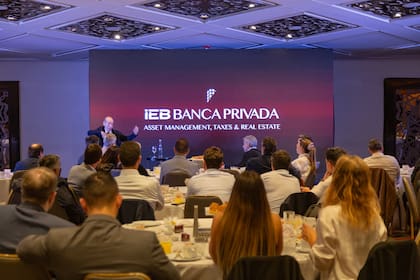 Para Arriazu, la ayuda de Estados Unidos permite evitar una corrida