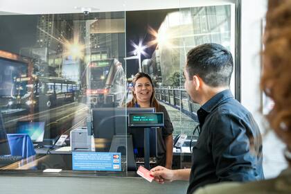 Para cargar fondos, en el nuevo sistema del transporte público de Austin, se podrá hacer mediante la aplicación Umo o en la tarjeta de tarifa recargable en una red actualizada de minoristas participantes