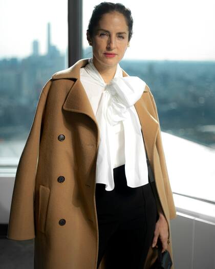 Para Carolina Herrera, las blusas son sinónimos de elegancia