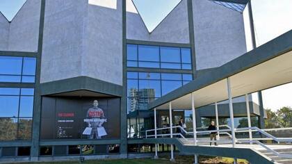 Para conmemorar sus 50 años de carrera, en 2019 expuso en el Museo de Arte Moderno de Belgrado