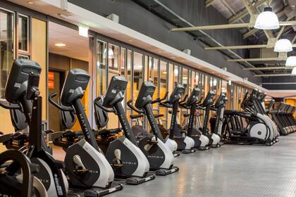 Para contrarrestar los excesos de muchos días de ocio, cualquiera de las muchas sedes de Megatlón es un buen antídoto