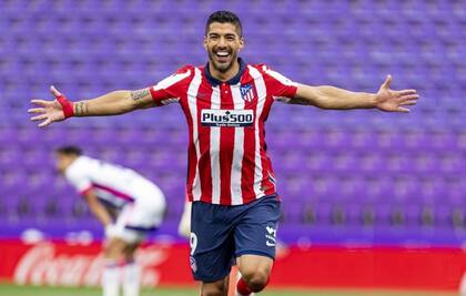 Para deshacerse de su salario, Bartomeu venció a Suárez al Atlético, que se consagró campeón de la Liga con los goles del uruguayo