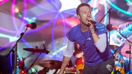 Para el autor de este artículo, el escritor y podcaster Dorian Lynskey, Coldplay es la banda que define nuestro siglo