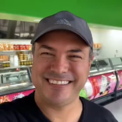 Para el ex actor de telenovelas, su nuevo negocio es una buena forma de mantener contacto con sus raíces