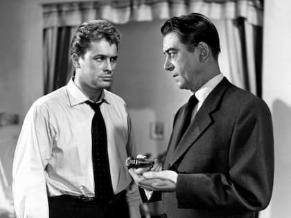 Para el papel principal, Tony Le Stéphanois, el director eligió a Jean Servais, un actor belga cuya carrera estaba en problemas debido a su alcoholismo.