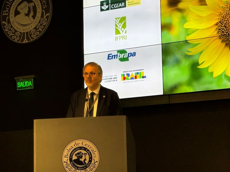 La Bolsa de Cereales exige eliminar los DEX para potenciar al agro como motor del desarrollo