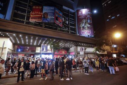 Para el teatro, se fijaron valores de tickets desde 8000 hasta 12.000 pesos, con vigencia hasta enero próximo